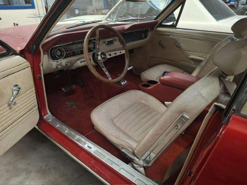 Ford Mustang coupe 1965 #803 - Image 8