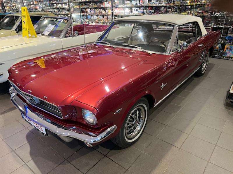 Ford Mustang 1966 Convertible #804