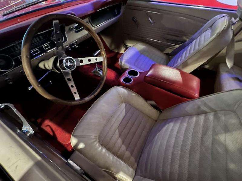 Ford Mustang coupe 1965 #803 - Image 9